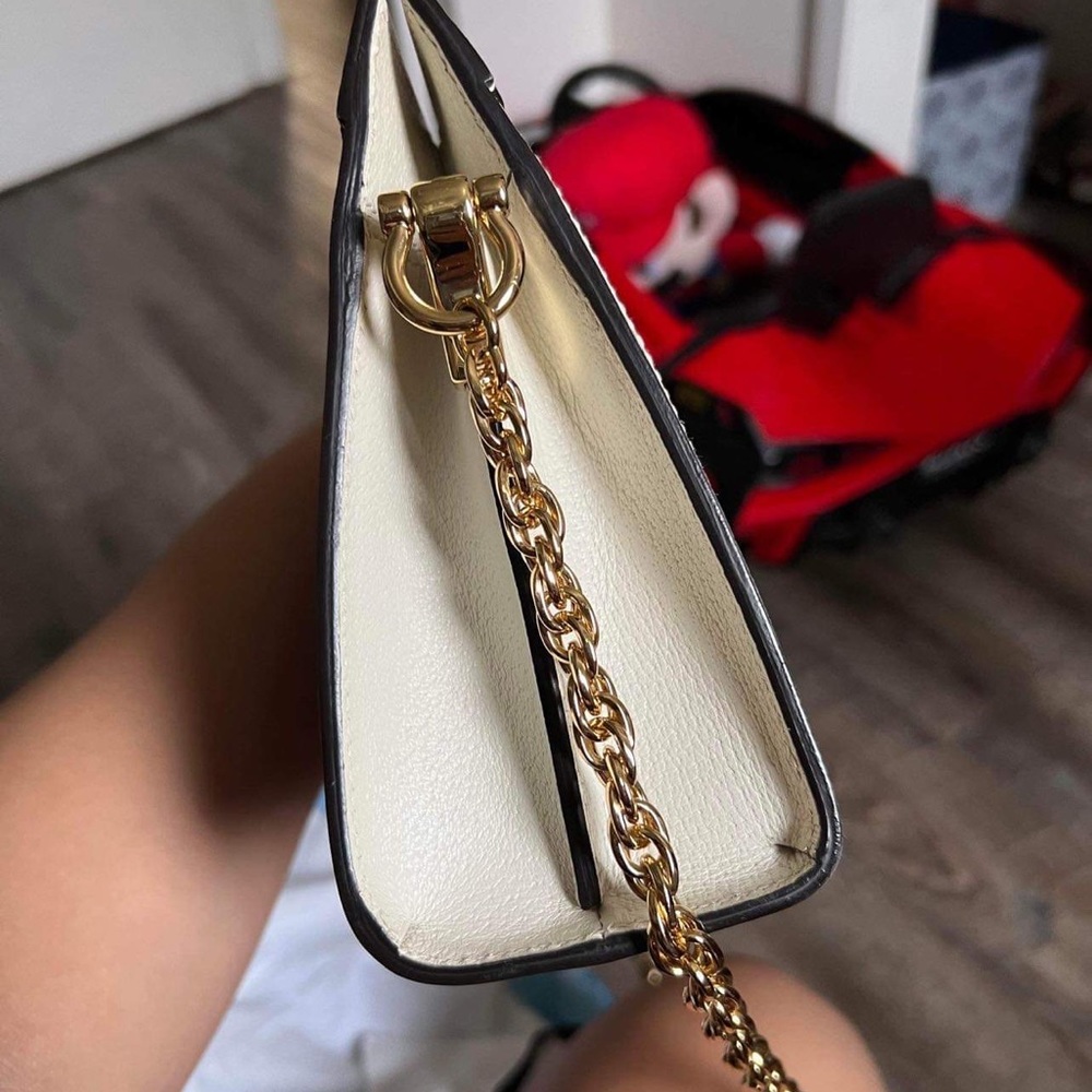 Gucci Authentic - Picture 6 of 7